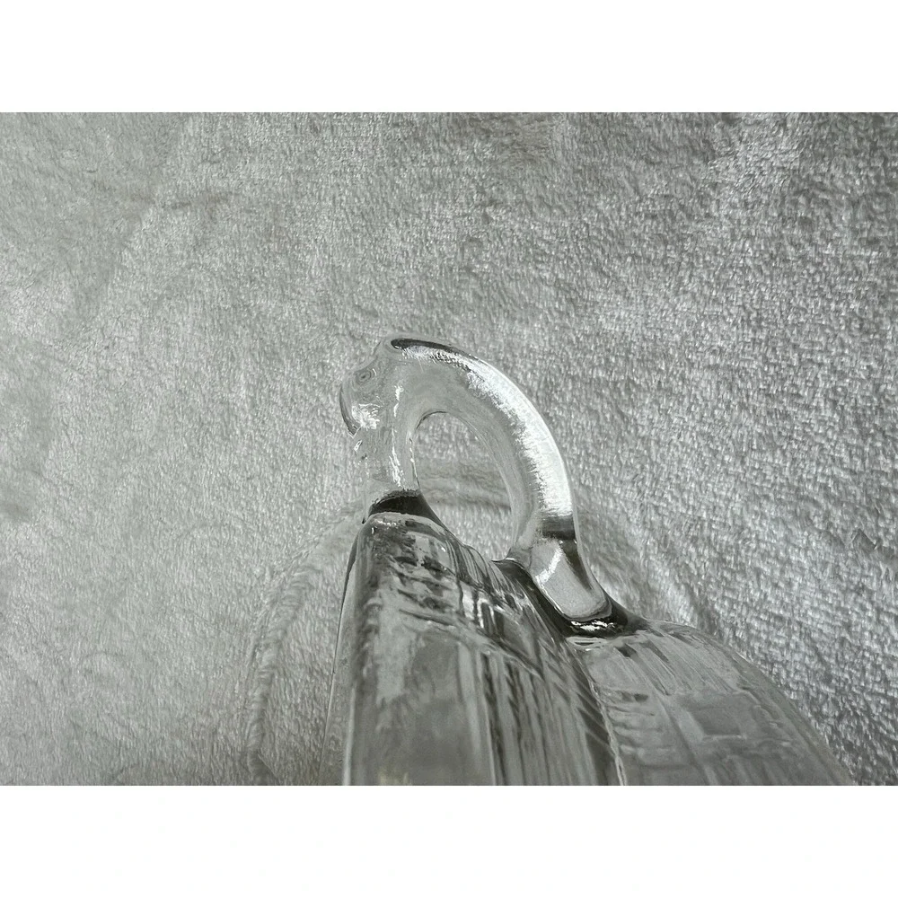 VTG Depression ‎ Glass Hazel Atlas Criss Cross Pattern Clear  Citrus Reamer  6